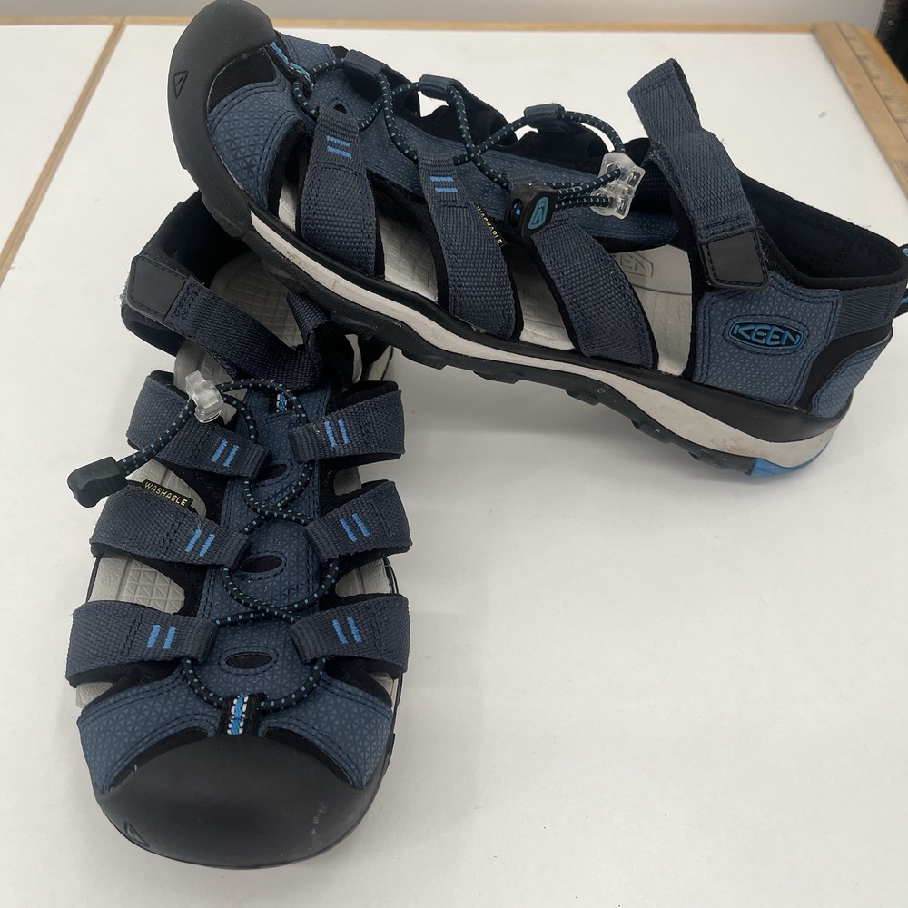 Keen Mens Newport H2 Closed Toe Water Sandals Navy Blue‎ 7 Slip On